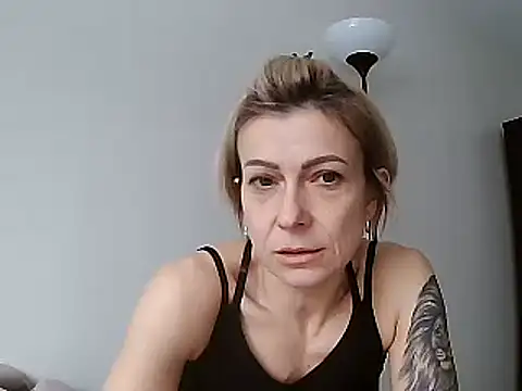 anechka1 online show from January 2025 07:42:01 PM