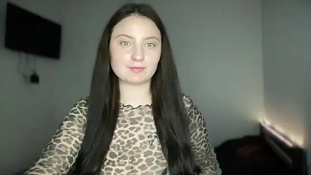 Snapshot of LocaAlis chatting on November 2025 04:06:02 PM LocaAlis online show from November 2025 04:06:02 PM