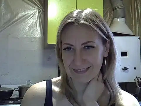 AshleyXHoney online show from December 2025 07:14:02 AM