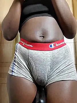 julietunderwoood online show from December 2025 03:57:01 AM