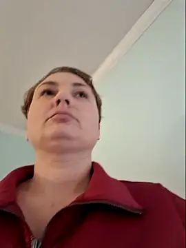 Snapshot of MilfyMrsRobinson chatting on February 2026 07:54:01 PM MilfyMrsRobinson online show from February 2026 07:54:01 PM