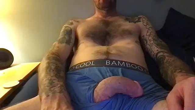 Snapshot of Cheese376 chatting on July 2026 05:33:02 AM Cheese376 online show from July 2026 05:33:02 AM