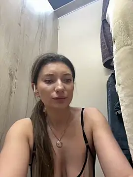 MooonReal online show from December 2024 03:07:02 AM