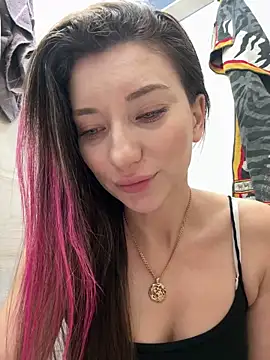 MooonReal online show from January 2025 01:27:01 AM