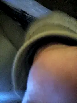 Snapshot of ListedLoin chatting on January 2025 06:51:02 PM ListedLoin online show from January 2025 06:51:02 PM