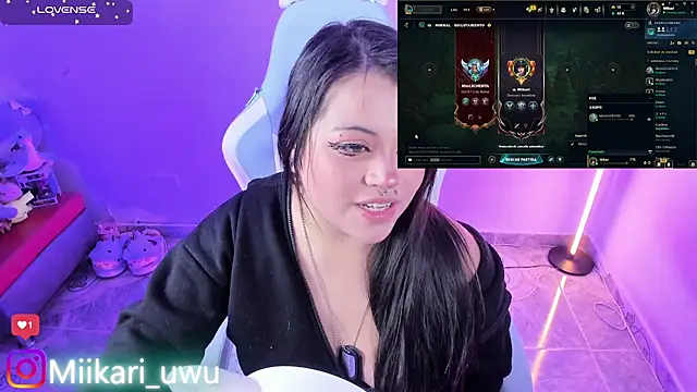 Ahri Elderwood online show from May 2026 04:52:01 AM