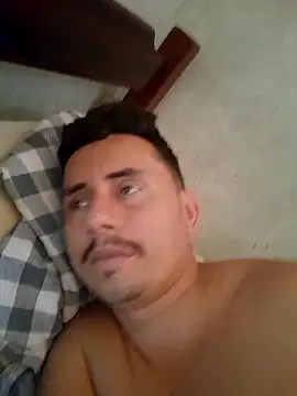 luissilva0071 online show from November 2025 12:38:01 PM