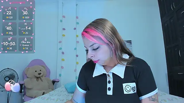 dulce kim online show from March 2025 09:48:01 PM