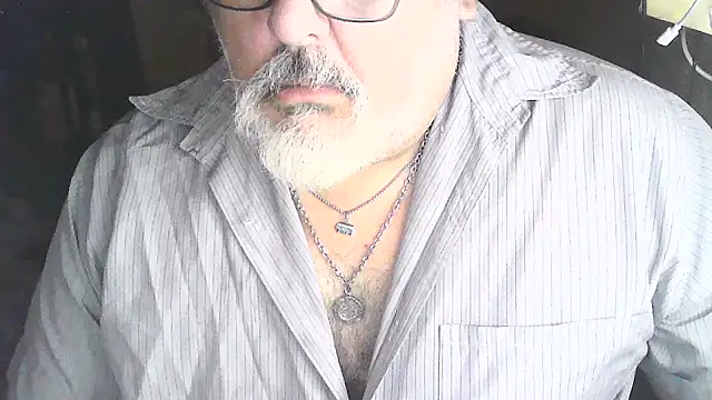 Snapshot of cashot58 chatting on April 2026 01:26:02 PM cashot58 online show from April 2026 01:26:02 PM