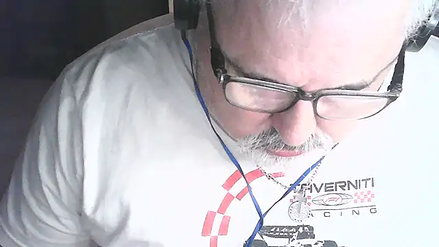 Snapshot of cashot58 chatting on May 2026 12:45:01 PM cashot58 online show from May 2026 12:45:01 PM