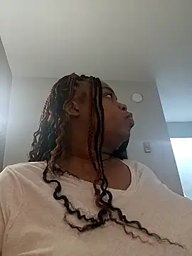 Snapshot of pinkpassionpleaser chatting on February 2025 03:56:01 AM pinkpassionpleaser online show from February 2025 03:56:01 AM