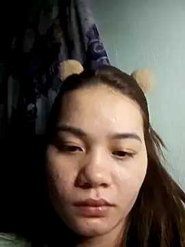 Ngoc-Trinh online show from January 2025 05:48:01 PM