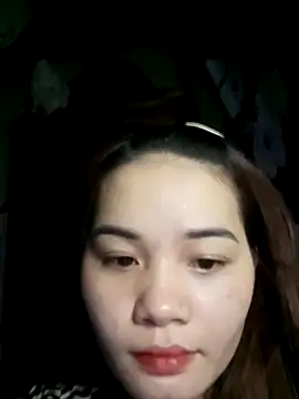 Ngoc-Trinh online show from March 2025 04:26:01 PM