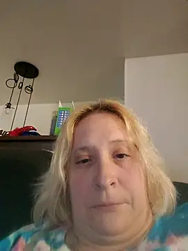 Snapshot of Icedcoffee2024 chatting on November 2025 01:19:02 AM Icedcoffee2024 online show from November 2025 01:19:02 AM