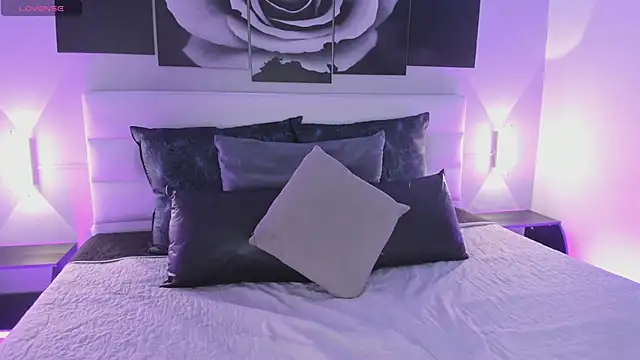 sofi bakerr online show from December 2025 11:40:02 AM