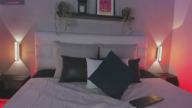 Snapshot of sofi_bakerr chatting on February 2026 11:42:02 AM sofi bakerr online show from February 2026 11:42:02 AM