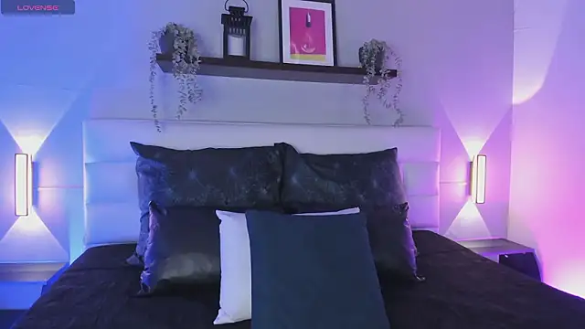 Snapshot of sofi_bakerr chatting on February 2026 11:57:02 AM sofi bakerr online show from February 2026 11:57:02 AM