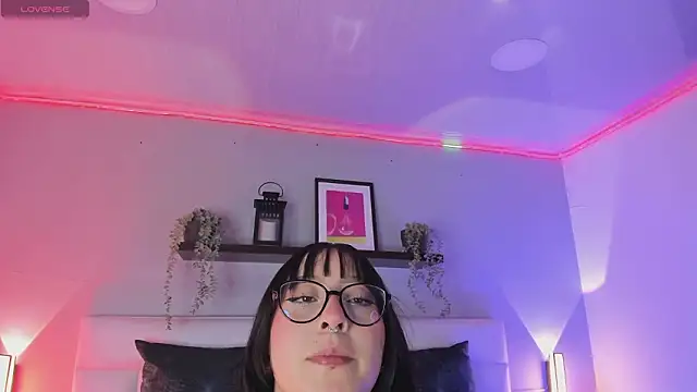 Snapshot of sofi_bakerr chatting on February 2026 11:40:01 AM sofi bakerr online show from February 2026 11:40:01 AM