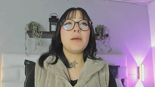 Snapshot of sofi_bakerr chatting on February 2026 11:31:02 AM sofi bakerr online show from February 2026 11:31:02 AM