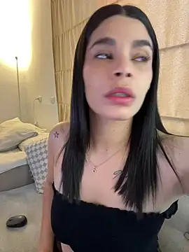 DaryRos online show from July 2026 10:05:02 PM