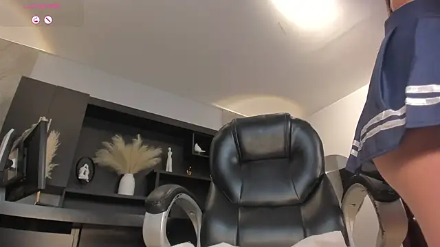 AliceHarper  online show from March 2025 06:12:02 AM