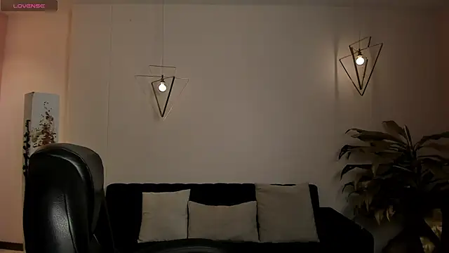 Snapshot of AliceHarper_ chatting on May 2026 10:17:01 PM AliceHarper online show from May 2026 10:17:01 PM