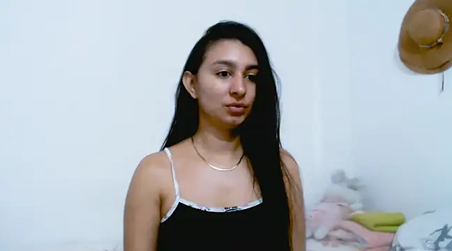 Alyson0001 online show from March 2025 01:40:02 PM