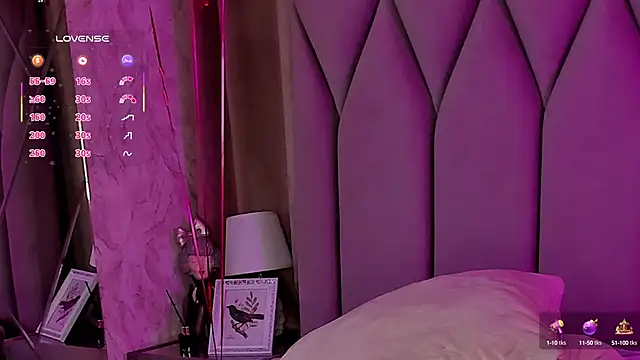 Snapshot of Eva_Cramer chatting on February 2025 01:03:02 AM Eva Cramer online show from February 2025 01:03:02 AM