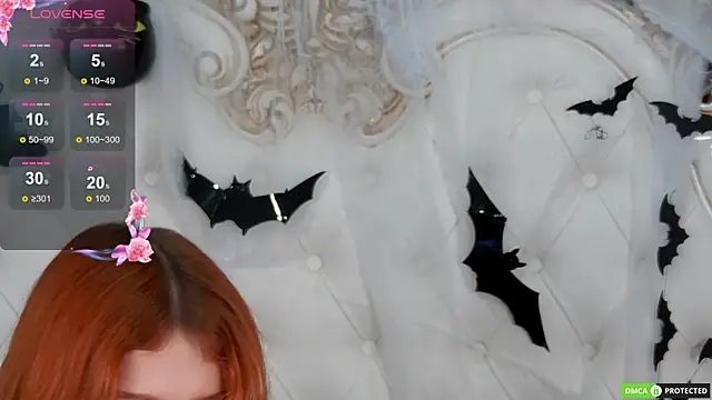 Snapshot of Eva_Cramer chatting on October 2025 02:07:02 PM Eva Cramer online show from October 2025 02:07:02 PM