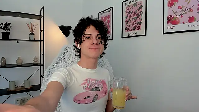 Snapshot of little_femb0y chatting on February 2026 12:50:01 PM little femb0y online show from February 2026 12:50:01 PM