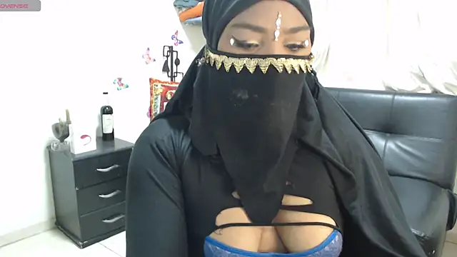 Snapshot of Aaliyah_brown chatting on January 2025 08:45:02 AM Aaliyah brown online show from January 2025 08:45:02 AM