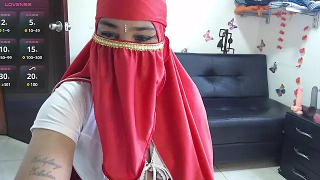 Snapshot of Aaliyah_brown chatting on February 2025 02:15:01 PM Aaliyah brown online show from February 2025 02:15:01 PM