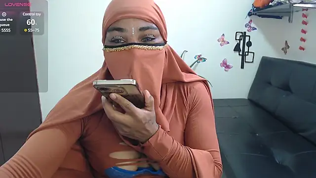 Snapshot of Aaliyah_brown chatting on February 2025 02:09:02 PM Aaliyah brown online show from February 2025 02:09:02 PM