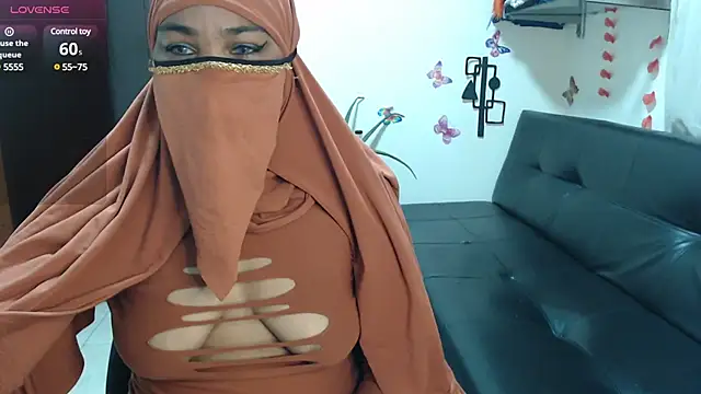 Snapshot of Aaliyah_brown chatting on March 2025 08:08:01 AM Aaliyah brown online show from March 2025 08:08:01 AM