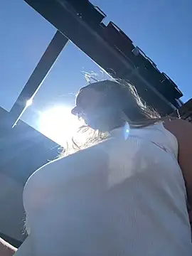 Snapshot of jungleangel chatting on March 2025 08:09:02 PM jungleangel online show from March 2025 08:09:02 PM