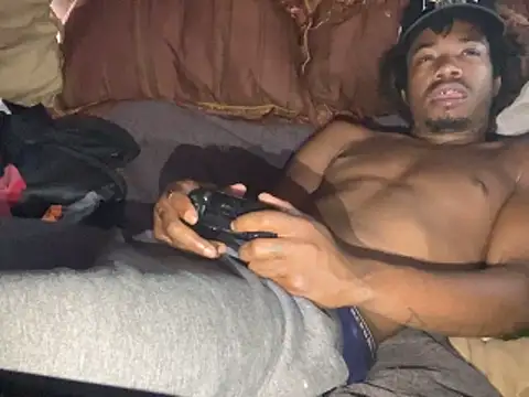 SlimeCrownzOut5 online show from March 2026 06:45:02 PM