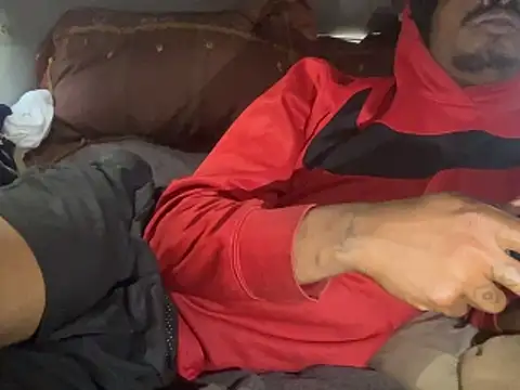 SlimeCrownzOut5 online show from March 2026 06:51:01 PM