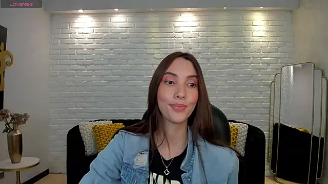 AnaisNin online show from November 2025 03:06:02 AM