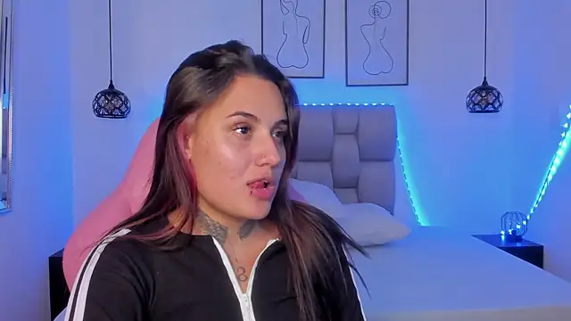 Snapshot of Susan-Sweet-7 chatting on February 2026 08:35:01 PM Susan-Sweet-7 online show from February 2026 08:35:01 PM