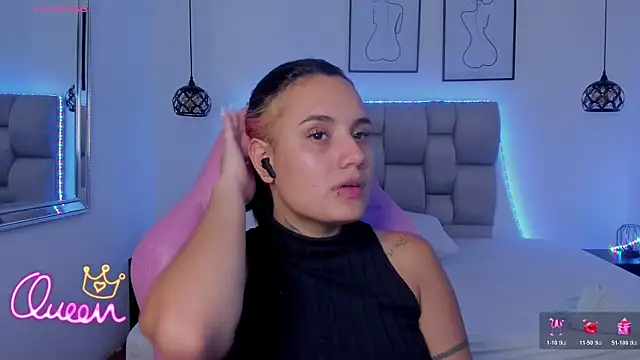 Snapshot of Susan-Sweet-7 chatting on February 2026 08:13:01 PM Susan-Sweet-7 online show from February 2026 08:13:01 PM