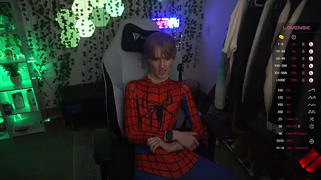 twinkben online show from February 2025 08:10:01 PM