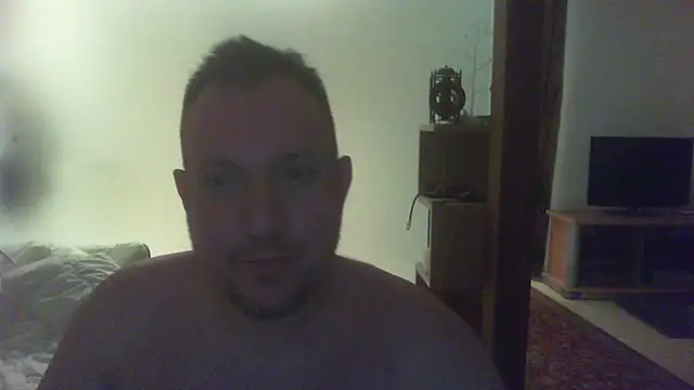 Snapshot of Mike_12hot chatting on March 2026 06:47:01 PM Mike 12hot online show from March 2026 06:47:01 PM