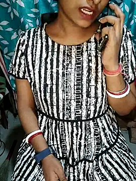 Snapshot of Bengoli--bhabhi chatting on March 2025 03:56:01 PM Bengoli--bhabhi online show from March 2025 03:56:01 PM