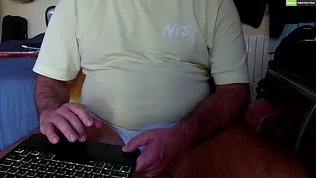 Snapshot of MultiOrgasmicLover chatting on April 2026 04:01:01 PM MultiOrgasmicLover online show from April 2026 04:01:01 PM