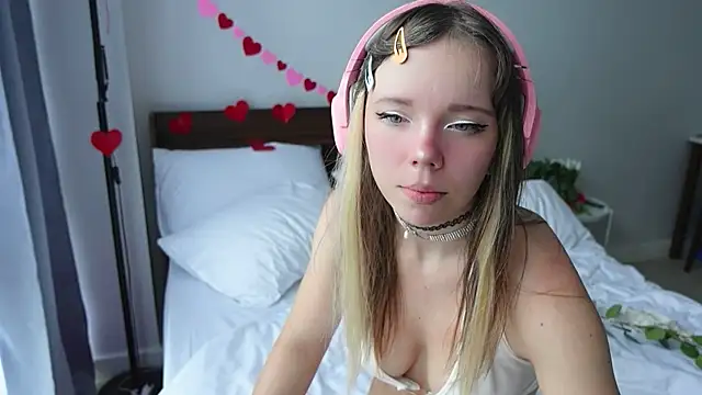 Ayra Lust online show from February 2025 03:54:01 AM