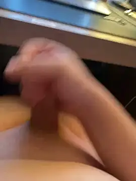 Snapshot of bigschlong290 chatting on February 2025 04:02:01 PM bigschlong290 online show from February 2025 04:02:01 PM