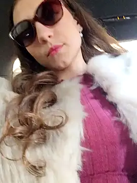 Milky flexy cat online show from March 2025 02:15:02 PM