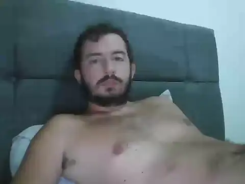 laynufff online show from September 2025 05:50:01 AM