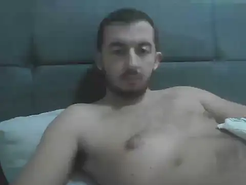 laynufff online show from December 2025 04:12:02 PM