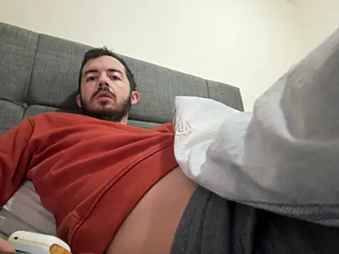 laynufff online show from March 2026 05:11:01 AM